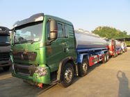 8x4 290 mano sinistra di capacità di CBM del camion cisterna 30 dell'olio di cavalli vapore che determina il tipo del combustibile diesel