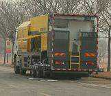 Larghezza pesante ZZ1317N4647C del camion 3800mm Spra della guarnizione del chip dell'attrezzatura per l'edilizia dall'asfalto