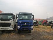 Unità blu del trattore camion/6x4 della testa del trattore di HOWO 6900*2550*3400mm ZZ4257V3241W