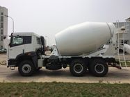 10cbm il camion della betoniera della guida a destra 6x4 con velocità di carico 3m3/Min e 400L innaffiano l'autocisterna