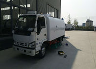 Il camion bianco di scopo speciale, ISUZU 600P sceglie camion della strada della spazzatrice delle ruote 3M3 della cabina 4X2 sei il mini