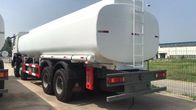 Il camion cisterna della benzina di ZZ1257N5241W HOWO 6x4 371HP con 12.00R20 si stanca