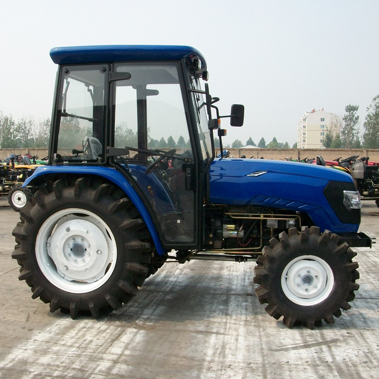 4×4 ha spinto il tipo trattori agricoli diesel, mini marca dell'OEM del trattore agricolo dell'azienda agricola 55hp