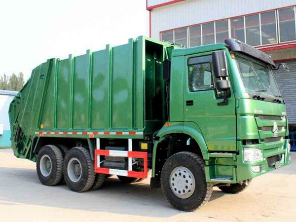 Camion di immondizia di compressione di trasporto di scopo speciale di SINOTRUK HOWO 9,726 L spostamento