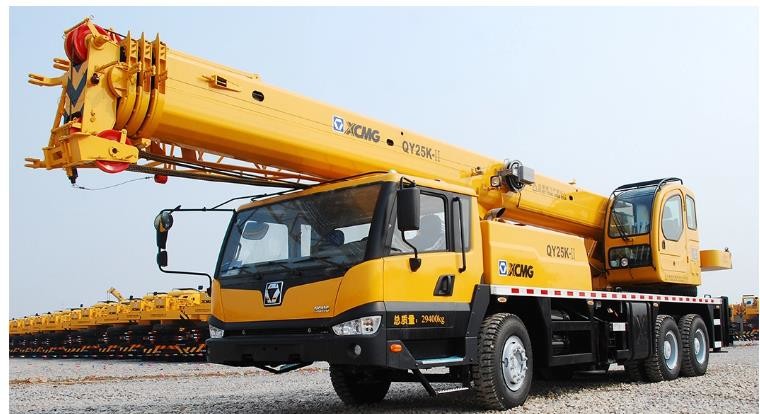 Gru mobile montata camion idraulico del funzionario QY25K-II 25 tonnellate una garanzia da 1 anno