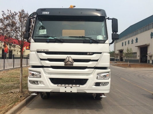 Camione di consegna di benzina senza piombo LHD raffinato 12 pneumatici 26KL 28KL 30KL manuale 8x4 Nuovo camion cisterna diesel
