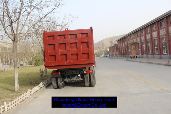SINOTRUK HOWO 30-50 tonnellate 6x4 8x4 Camionetti usati Nuove ruote 10-12