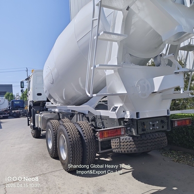 HOWO 8 Meter Cubico Miscelatore di cemento Pompaggio macchina Usato Concreto Miscelatore di cemento camion in vendita