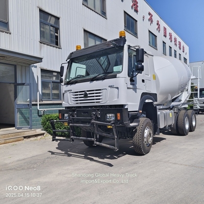 HOWO 8 Meter Cubico Miscelatore di cemento Pompaggio macchina Usato Concreto Miscelatore di cemento camion in vendita