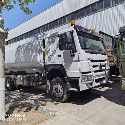 Veicolo di nuovo design 3 assi 40000 litri Carburante olio Benzina Cisterna camion di trasporto
