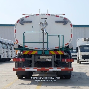 Sinotruk HOWO 6X4 Camione cisterna dell'acqua 18000L 20000L 20toni Camione cisterna spruzzatore