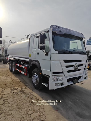 Dongfeng Sinotruck HOWO Shacman Camione cisterna da acqua 18000L