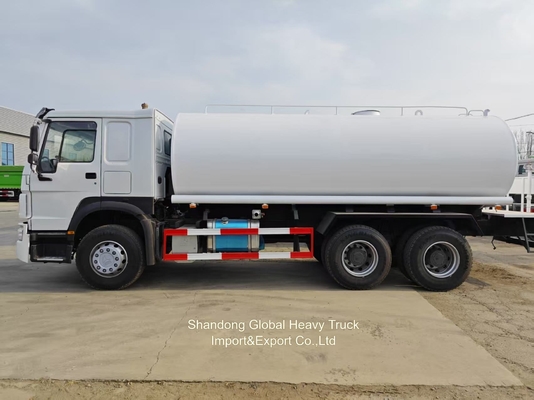 Motore diesel Sinotruck HOWO 6X4 336HP HOWO 10 pneumatici 20000 litri Sprinkler Cisterna d'acqua