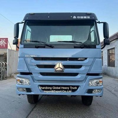 Trattore Sinotruck HOWO A7 6X4 da 371 CV e 420 CV con pneumatici 12.00R20 per trasporto pesante