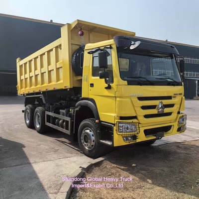 Materiale di acciaio usato Sinotruk 6X4 10 ruote HOWO Dump Truck esportato in Africa