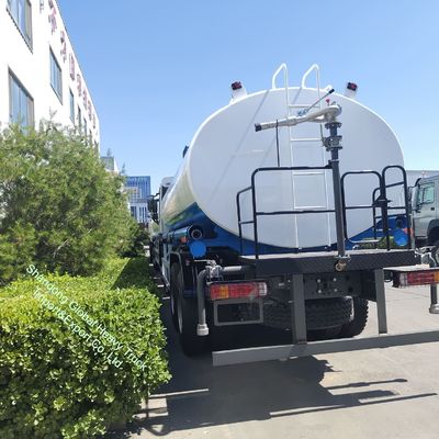 Camion cisterna dell'acqua di capacità 8000L con serbatoio in acciaio al carbonio e pompa auto-primabile per servizi igienici urbani