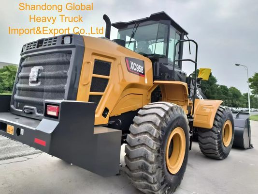 XCMG XC958 Pala gommata da 5,5 tonnellate con benna da 3,2 m³ e potenza motore di 162 kW
