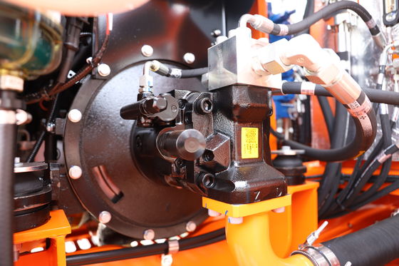 Mini escavatore idraulico Lonking da 6 tonnellate con potenza di 15,4 kW/2400 giri/min e dimensioni compatte di 5900*2000*2600 mm