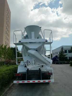 Camion per cemento ad alta efficienza 6X4 12cubo HOWO Camion per miscelazione di calcestruzzo usato