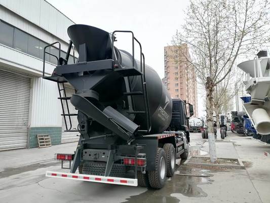 Sinotruk HOWO 6X4 Camione miscelatore di calcestruzzo da 12 m3 con carico utile di 30 T e motore da 300-400 CV