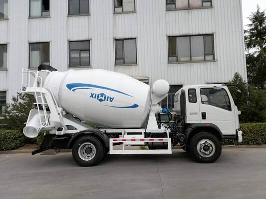 Usato HOWO Sinotruk 4x2 Concrete Mixer Truck con tamburo da 6m3 per la costruzione urbana