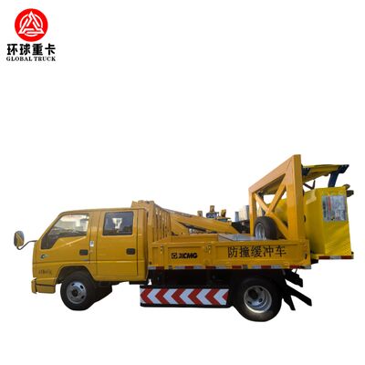HOWO 4×2 Cushion Truck con 350 CV e sistema di protezione per l'assorbimento di energia per la sicurezza della manutenzione delle autostrade