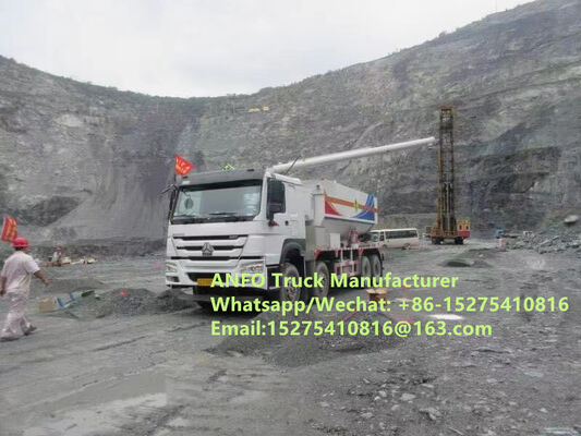Durable affidabile HOWO 10/15/20/30T BCLH-10 macchina di miscelazione e caricamento in loco per esplosivi granulari al nitrato d'ammonio ANFO, Autocarro per emulsioni esplosive, Unità mobile di produzione di esplosivi MEMU MMU per perforazione