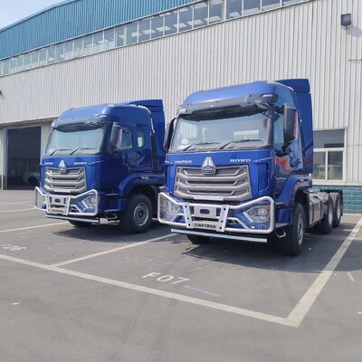 HOWO NX Camionettore con ruota motrice 6×4 motore diesel pesante e cabina a tetto alto per il trasporto minerario e merci a lunga distanza