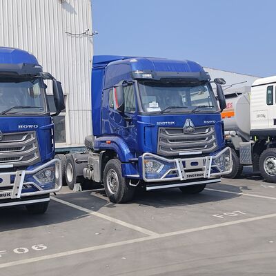 Camion trattore HOWO NX 6×4 con motore 380HP-460HP per trasporto di carichi pesanti e logistica a lunga distanza