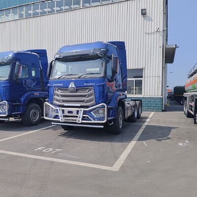 Camion trattore Howo NX 6×4 con motore da 380 CV e telaio per carichi pesanti per il trasporto di carichi pesanti