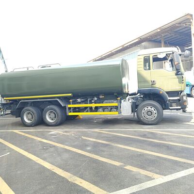 HOWO TX 6×4 camion serbatoio dell'acqua con carico utile 20T per la soppressione della polvere stradale e pulizia municipale