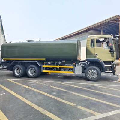 HOWO TX 6×4 camion serbatoio dell'acqua con carico utile di 20 tonnellate e standard di emissione Euro 2 per la soppressione della polvere stradale e l'uso municipale