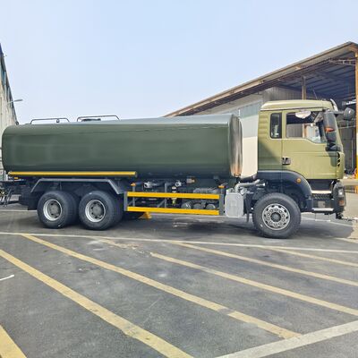 HOWO TX 6×4 camion serbatoio dell'acqua con carico utile di 20 t e standard di emissione Euro 2 per il controllo della polvere stradale