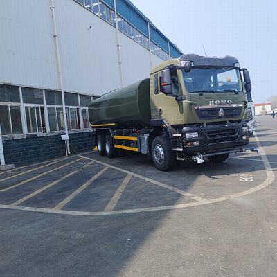 HOWO TX 6×4 camion serbatoio dell'acqua con carico utile di 20 t e standard di emissione Euro 2 per il controllo della polvere stradale