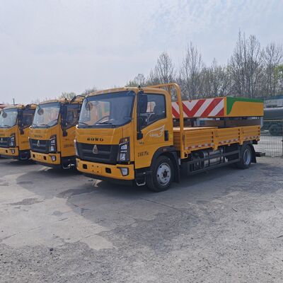HOWO 4×2 Diesel Engine Crash Cushion Truck con sistema di controllo idraulico e design modulare di assorbimento di energia per la sicurezza stradale