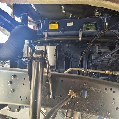 BEIBEN 2642 6×4 Heavy Duty Tractor Truck con motore WEICHAI da 420 CV e telaio con tecnologia Mercedes-Benz