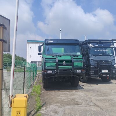 HOWO 6×4 camion cisterna dell'acqua con capacità di 20.000L, motore da 371 CV e serbatoio in acciaio al carbonio per pulizia stradale e soppressione della polvere