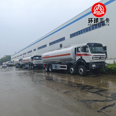 Autocisterna per carburante diesel Beiben 8×8 da 35000L con telaio Heavy Duty Off Road per aree minerarie del Congo