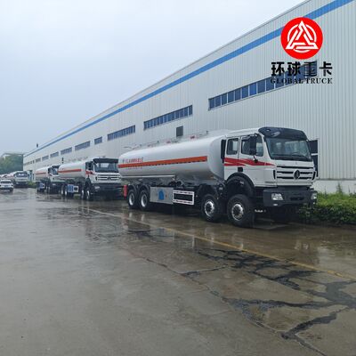 Beiben 8x8 35000L Camion-cisterna pesante per il trasporto di combustibile minerario a gasolio in Congo