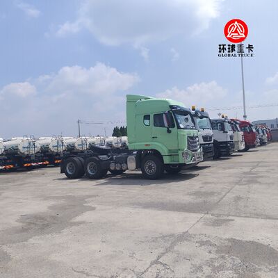 Nuovo HOWO NX 6x4 Camion a testa di trattore 371 HP Motore diesel per il trasporto logistico pesante