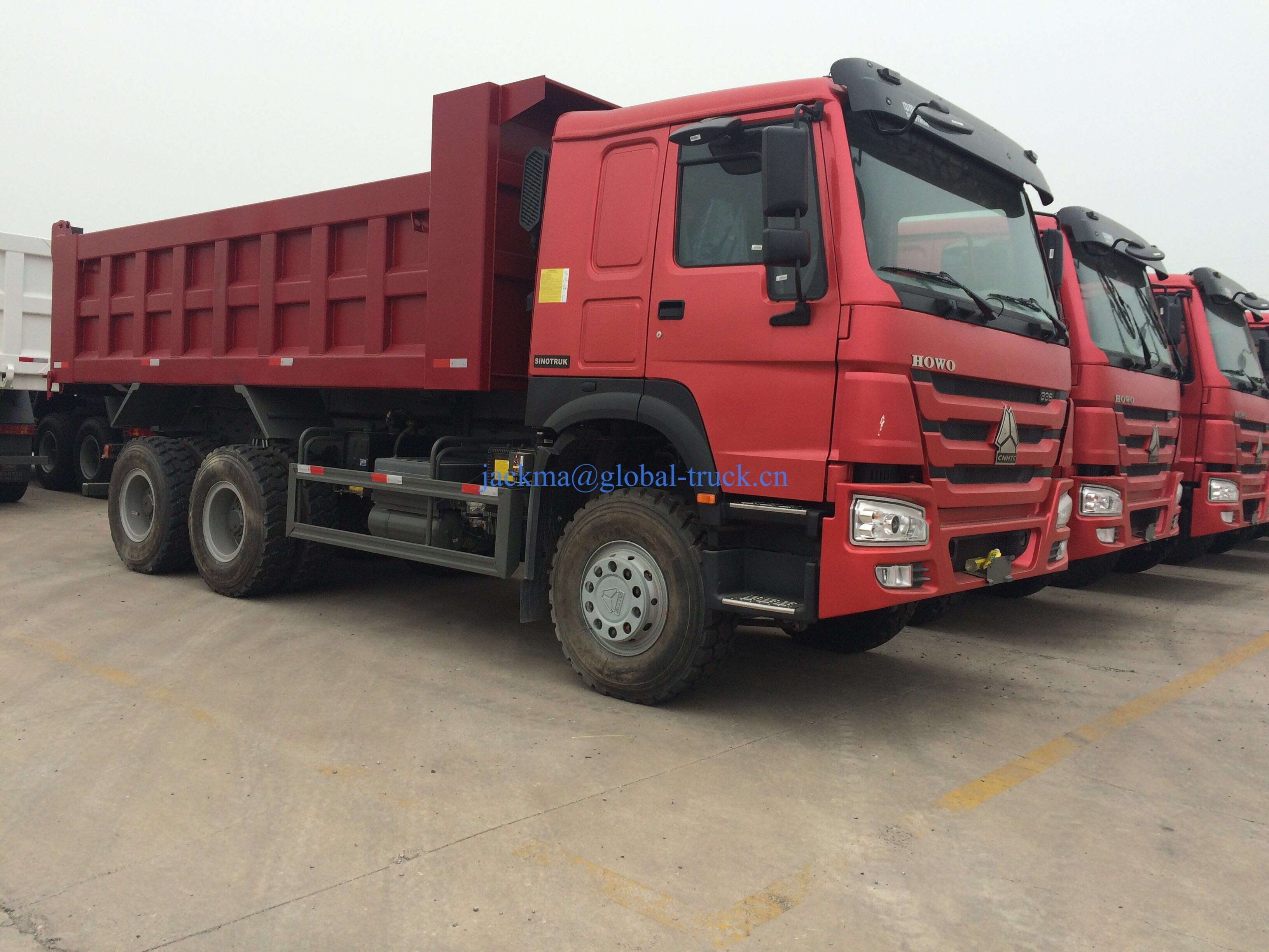 SINOTRUK HOWO 10 tonnellate di ruote Used 6x4 dump truck