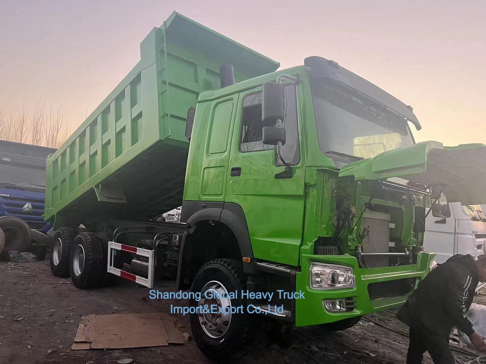 Prezzo basso Sinotruk HOWO Nx Tx Nuovo produttore usato
