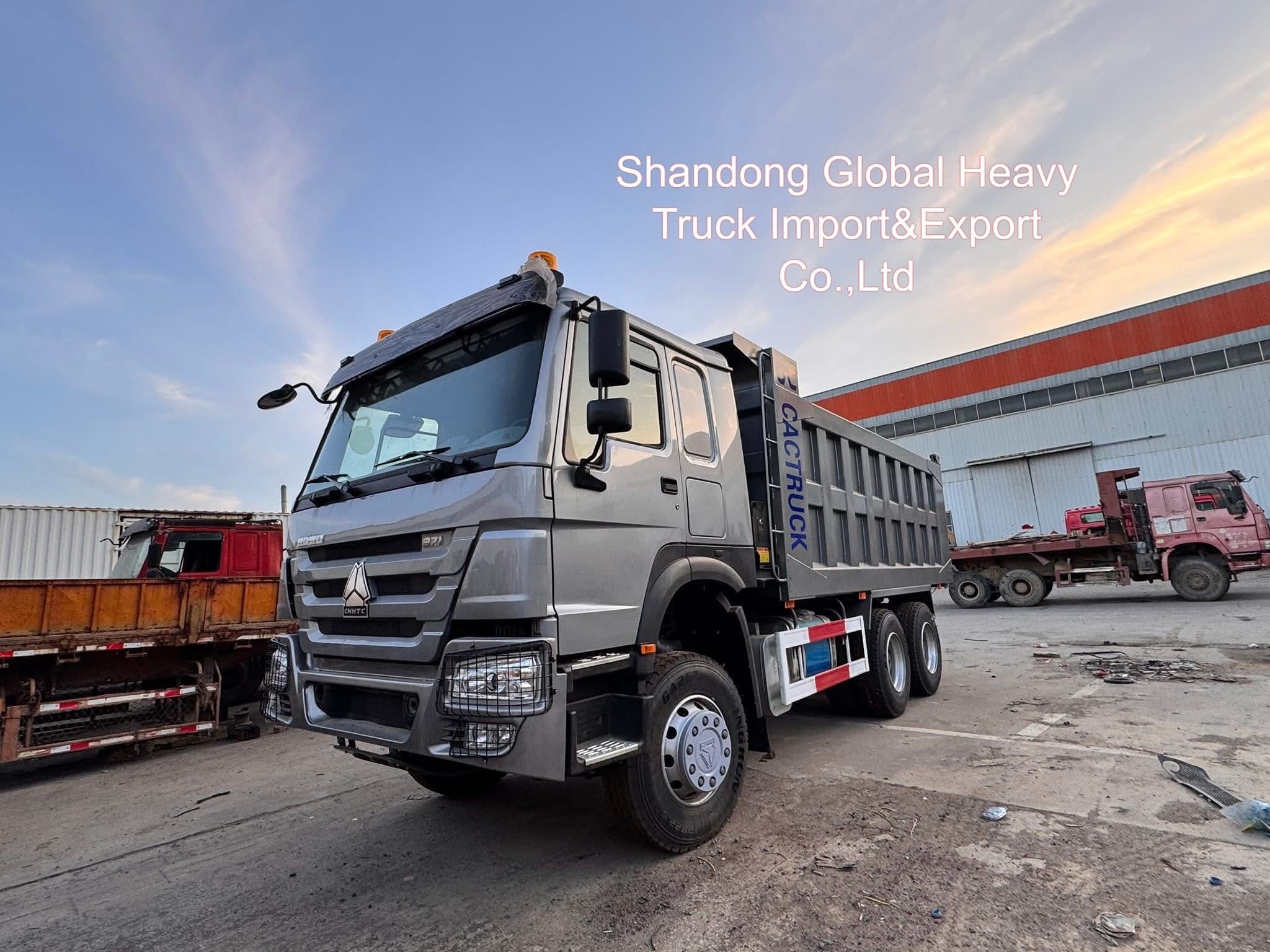 Nuovo camion a 10 ruote 6x4 Sinotruk HOWO 371HP 20 tonnellate