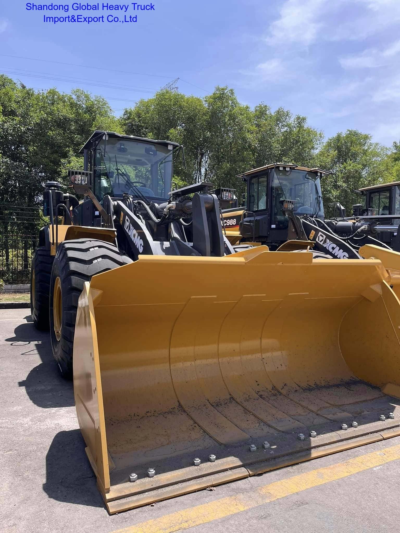 XCMG XC948E 4 tonnellate carico nominale caricatore ruota anteriore con 2,4 M3 carico a secchio e 7882 * 2500 * 3405mm Specifica