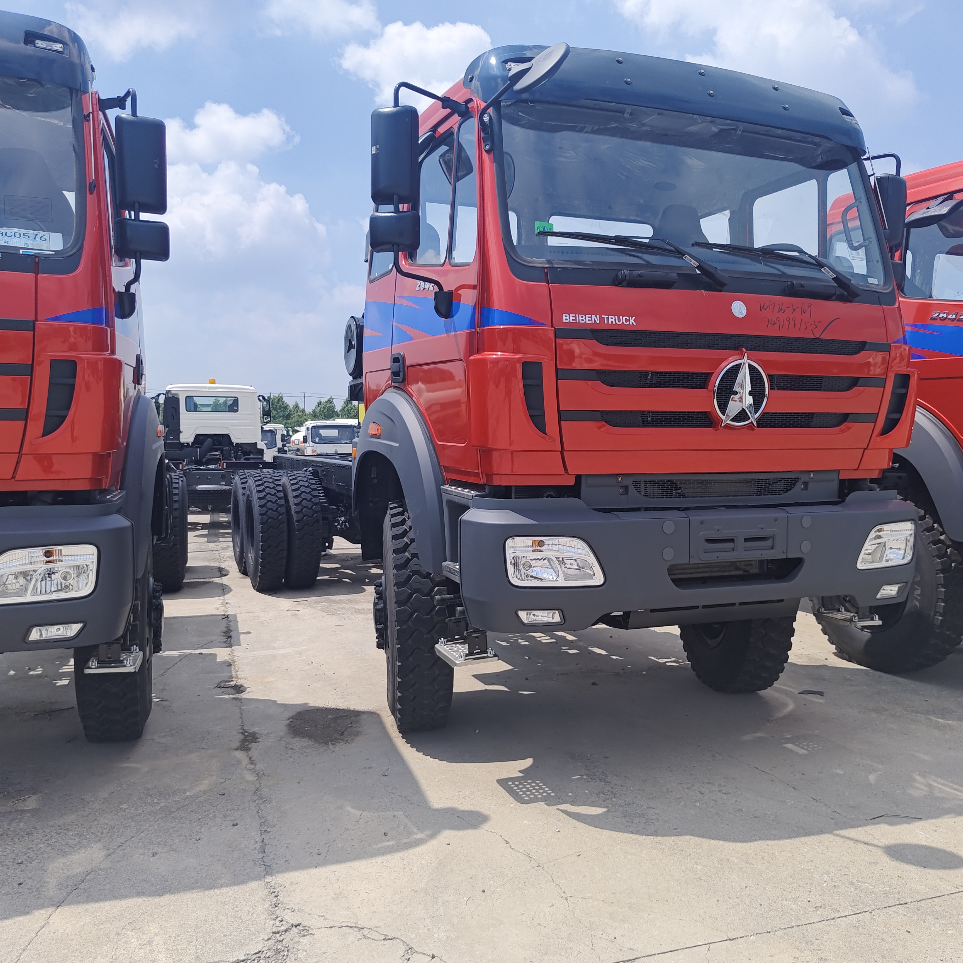 BEIBEN 2638 6×4 Heavy Duty Mining Dump Truck con motore WEICHAI da 380 CV e carico utile da 25 a 35 tonnellate per le operazioni minerarie
