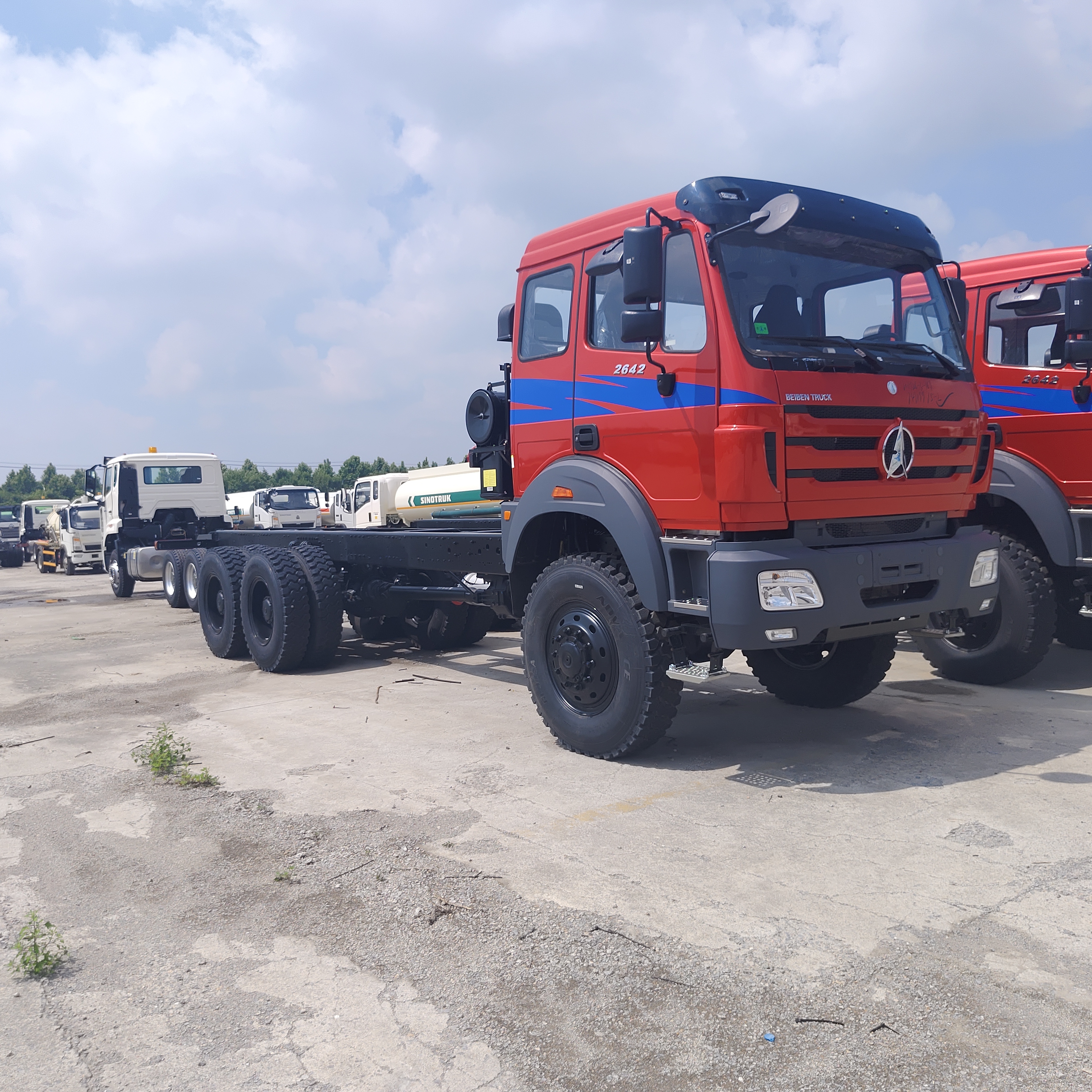 BEIBEN 2642 6×6 Dump Truck per miniere con motore WEICHAI da 420 CV e carico utile da 30-40 tonnellate per miniere pesanti