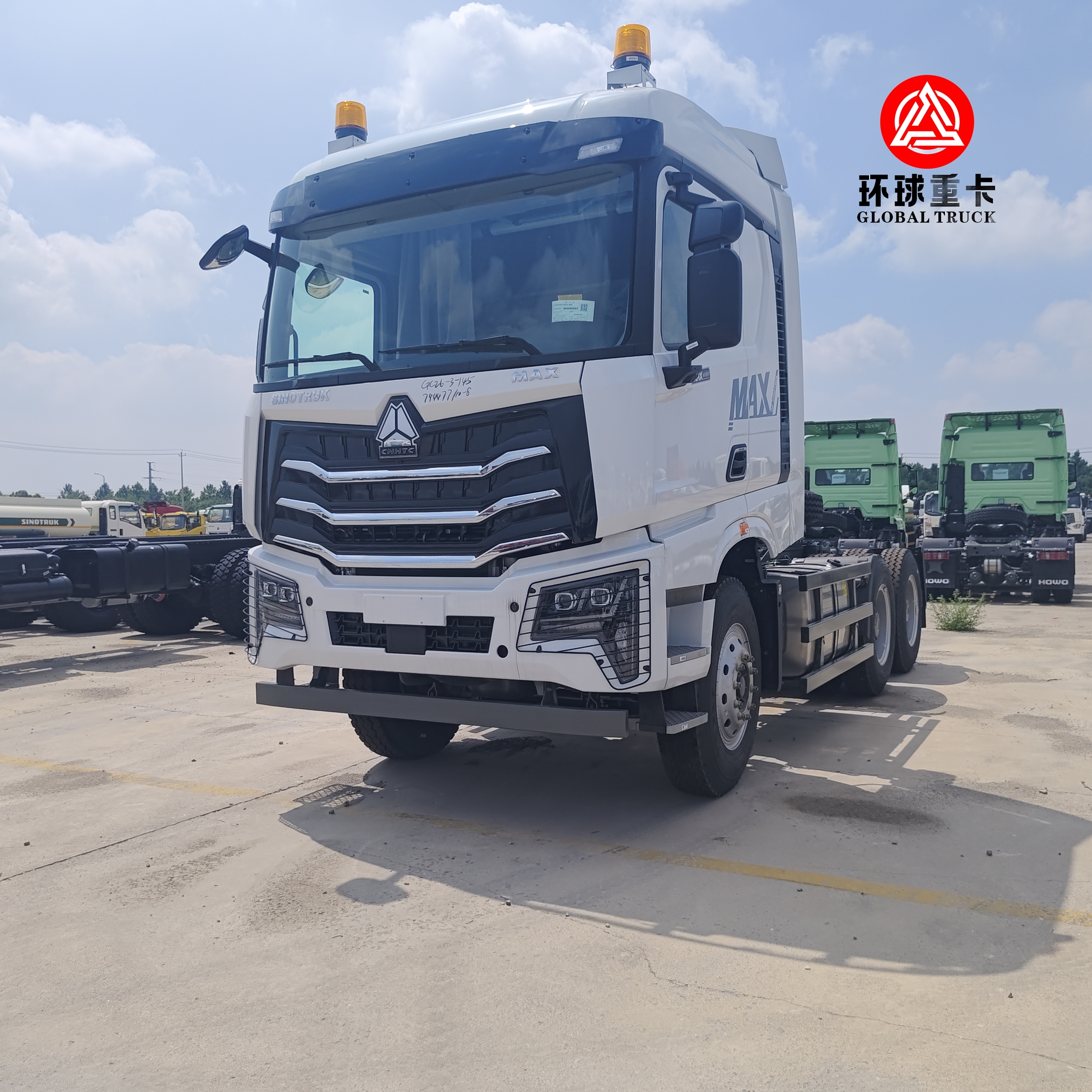 Nuovo Sinotruk HOWO NX 6x4 371HP Diesel Tractor Head Truck Prime Mover per il trasporto di semirimorchi